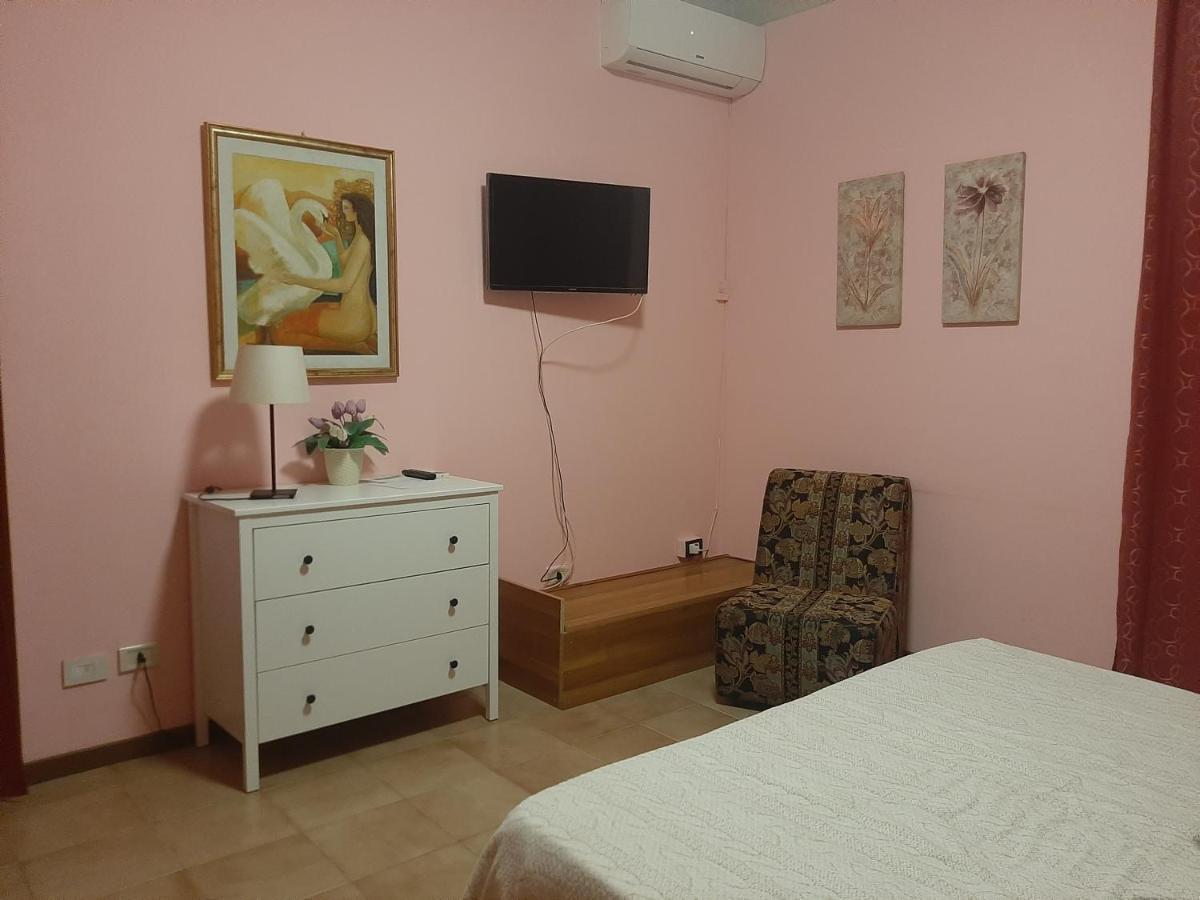 San Nicolo House Bed & Breakfast Aci Catena ภายนอก รูปภาพ