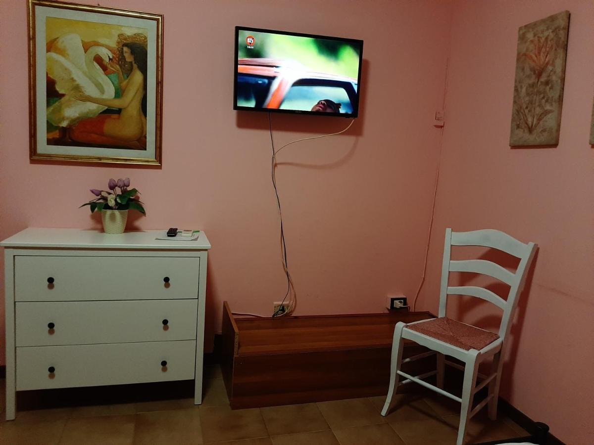 San Nicolo House Bed & Breakfast Aci Catena ภายนอก รูปภาพ