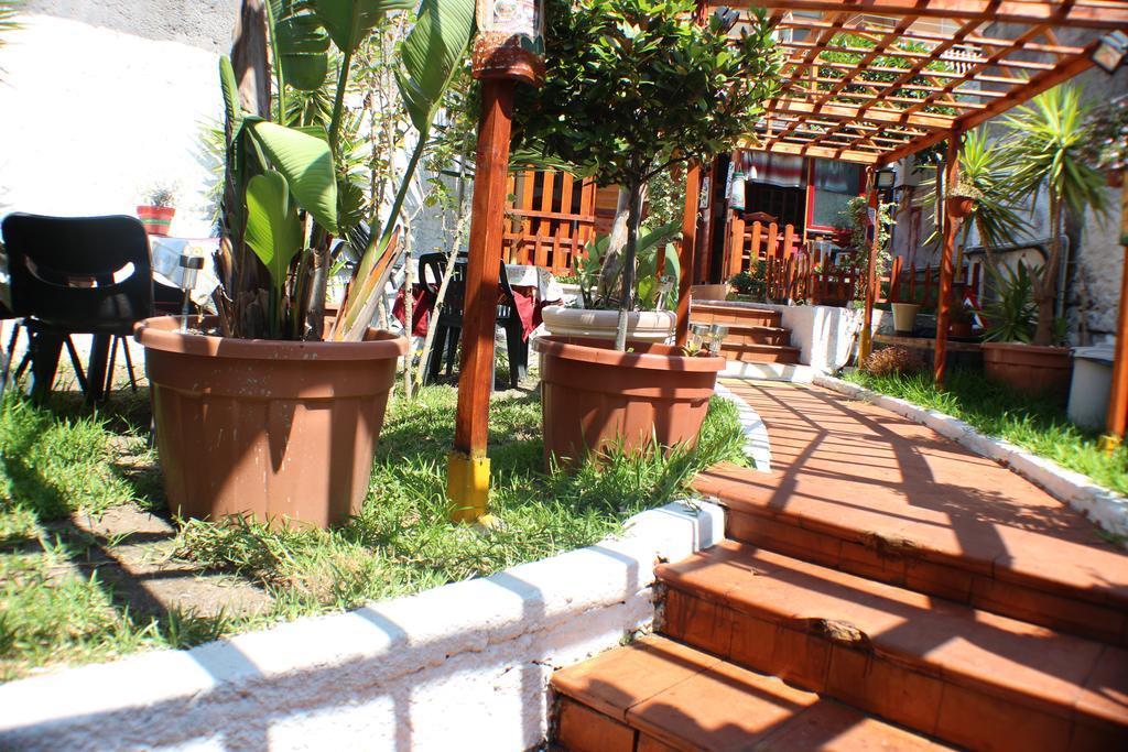 San Nicolo House Bed & Breakfast Aci Catena ภายนอก รูปภาพ