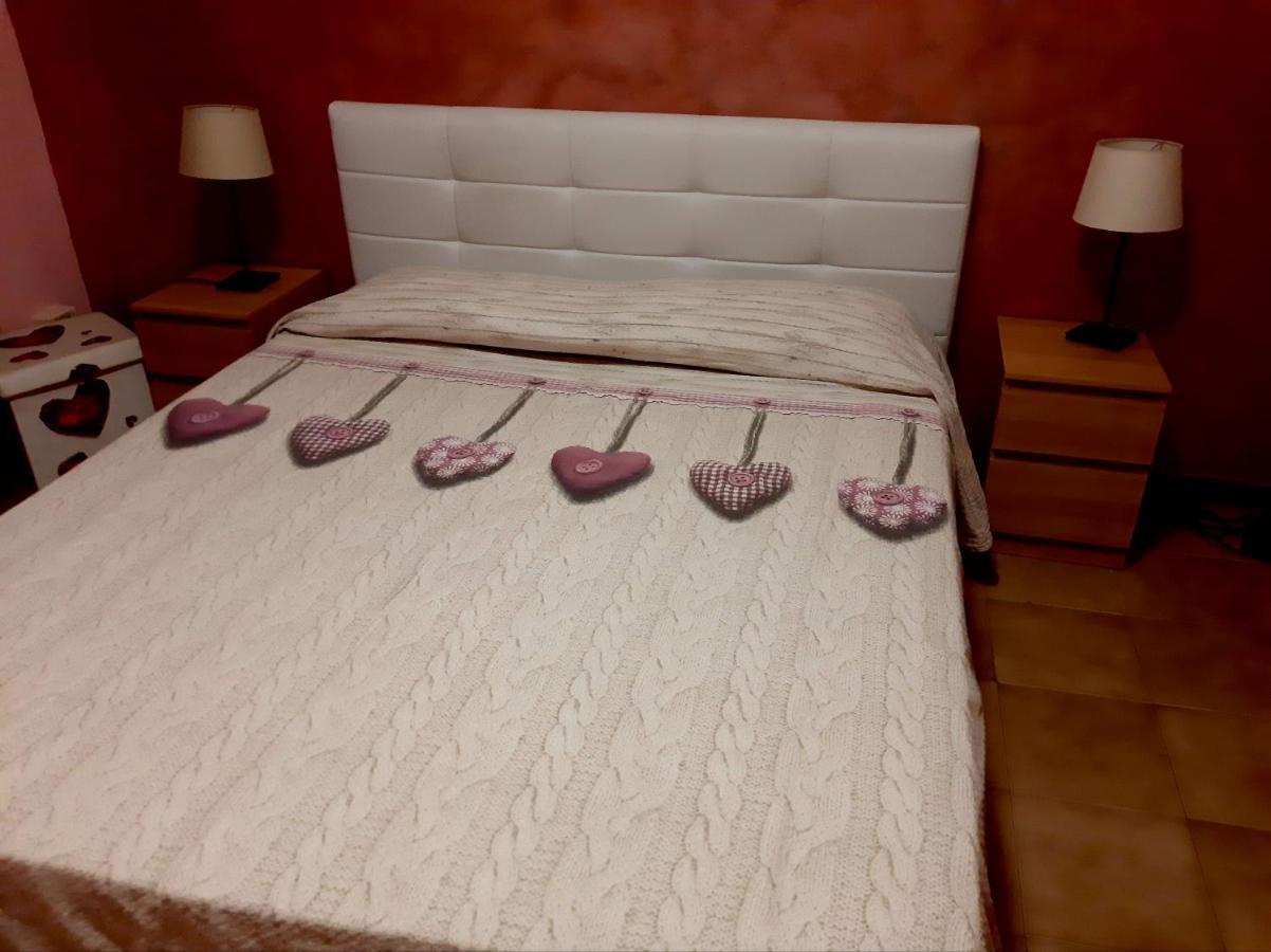 San Nicolo House Bed & Breakfast Aci Catena ภายนอก รูปภาพ